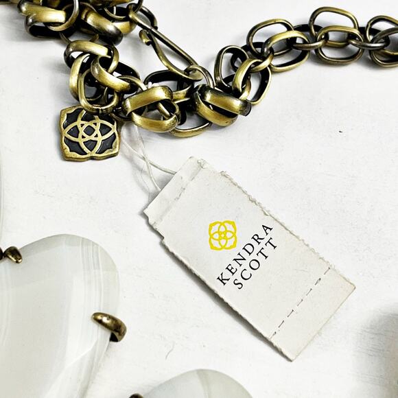 NEW Kendra Scott Banded Agate Harlow w/ Antique Brass Necklace - Picture 9 of 10